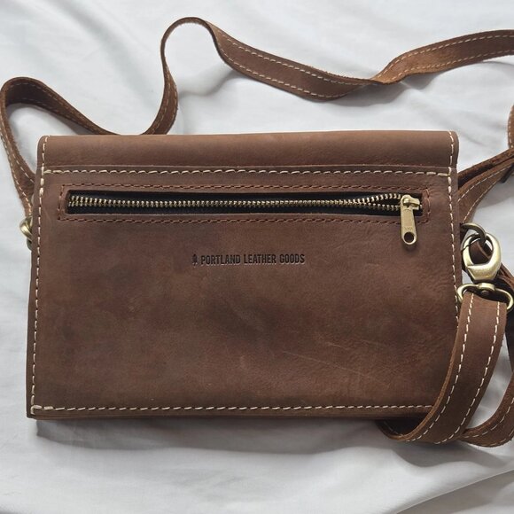 Portland Leather Goods Brown Crossbody Envelope Purse - Picture 6 of 13